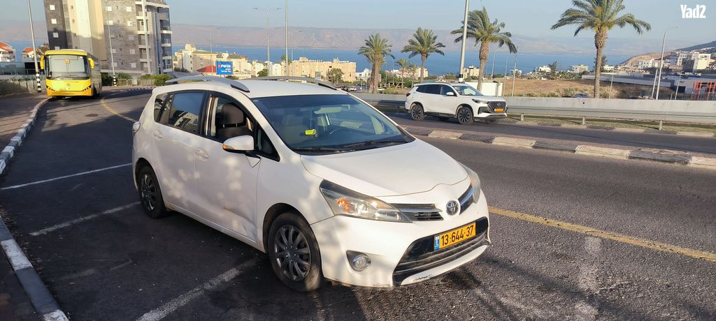 מודעת רכב טויוטה ורסו