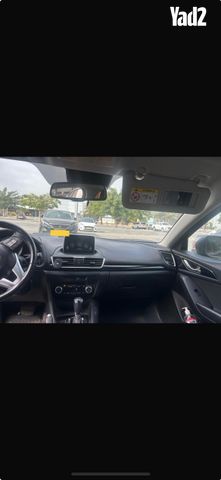 מודעת רכב מאזדה 3