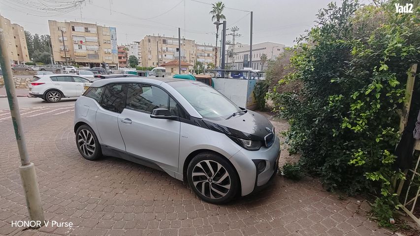 מודעת רכב ב מ וו i3