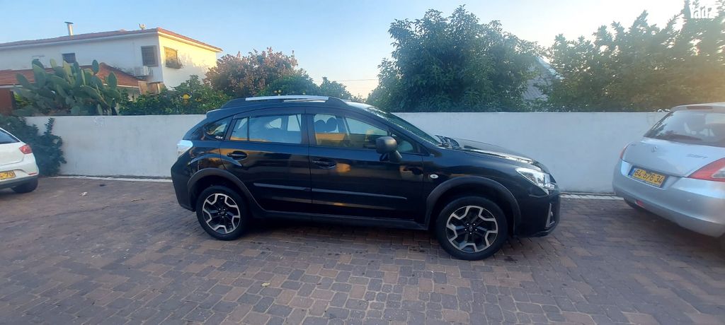 מודעת רכב סובארו XV