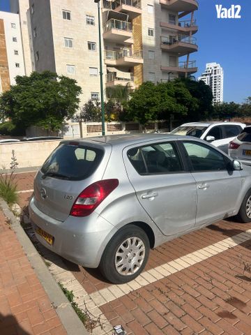 מודעת רכב יונדאי i20