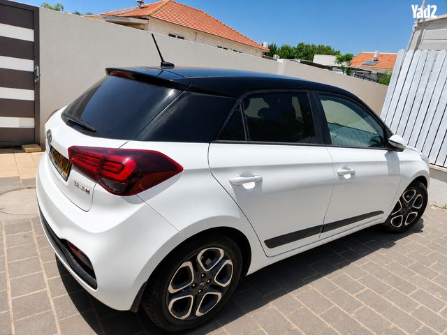 מודעת רכב יונדאי i20