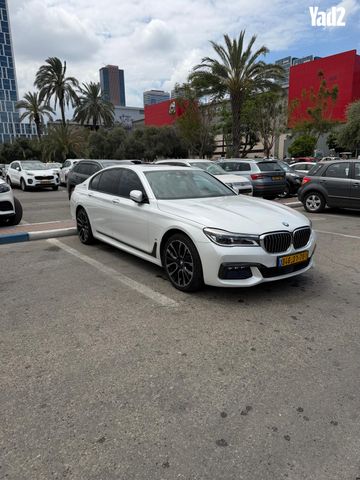 מודעת רכב ב מ וו סדרה 7