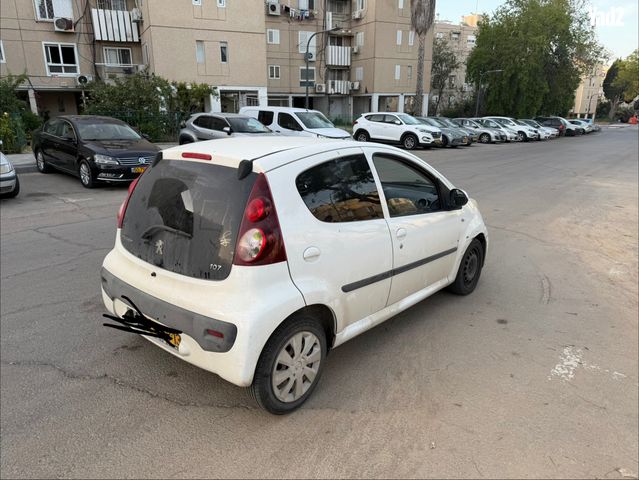 מודעת רכב פיג'ו 107