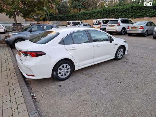 מודעת רכב טויוטה קורולה