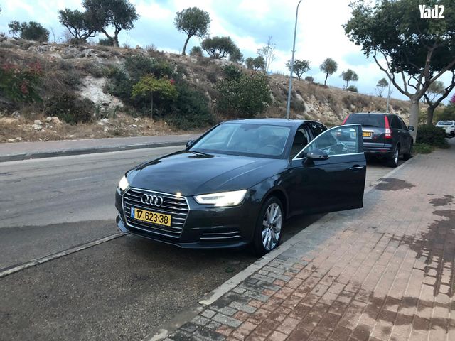מודעת רכב אאודי A4