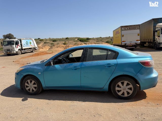 מודעת רכב מאזדה 3