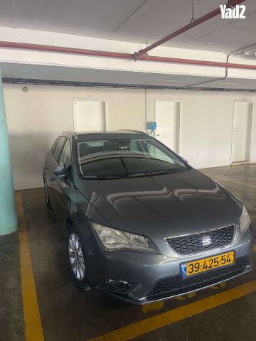מודעת רכב סיאט לאון