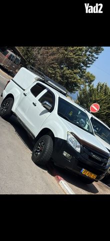 מודעת רכב איסוזו די-מקס