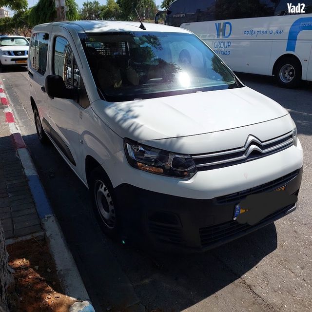 מודעת רכב סיטרואן ברלינגו