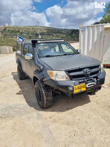 מודעת רכב טויוטה היילקס