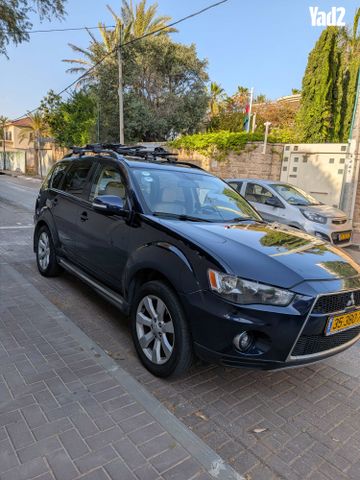 מודעת רכב מיצובישי אאוטלנדר