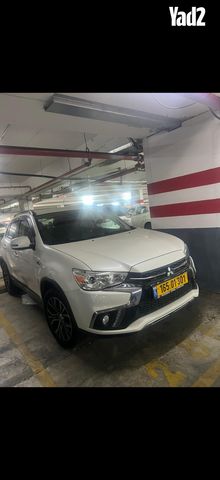 מודעת רכב מיצובישי ASX