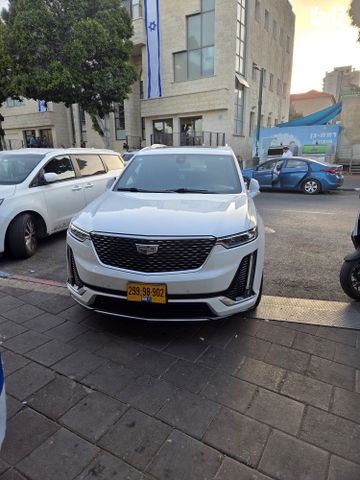 מודעת רכב קאדילק XT6