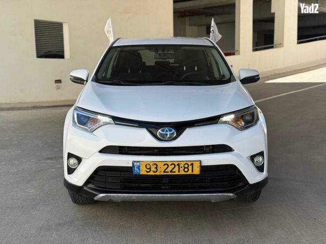 מודעת רכב טויוטה RAV4 1