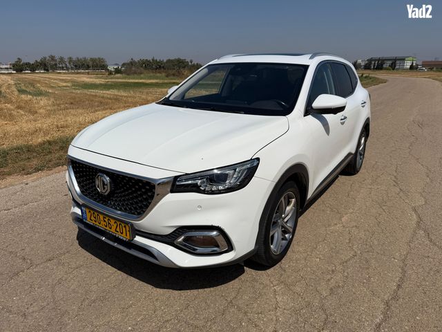 מודעת רכב אם ג'י EHS PHEV