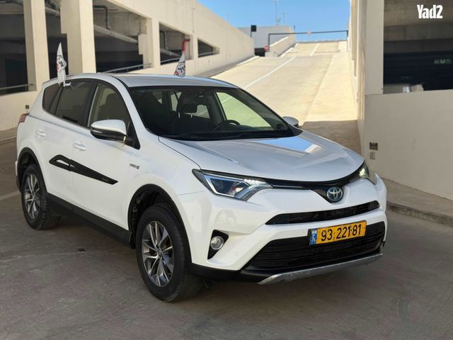 מודעת רכב טויוטה RAV4 2