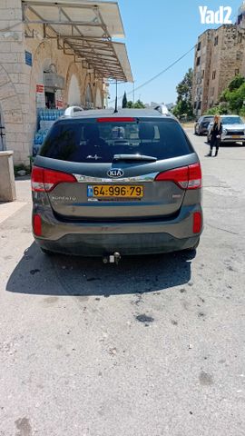 מודעת רכב קיה סורנטו
