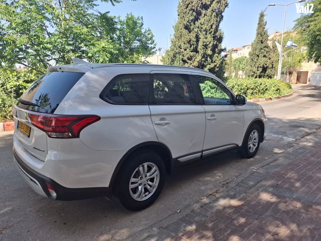 מודעת רכב מיצובישי אאוטלנדר