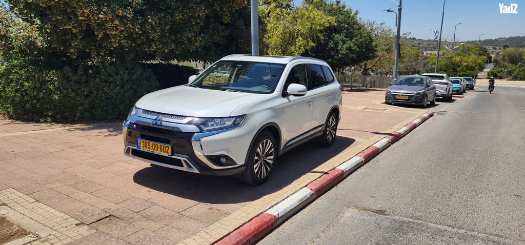 מודעת רכב מיצובישי אאוטלנדר