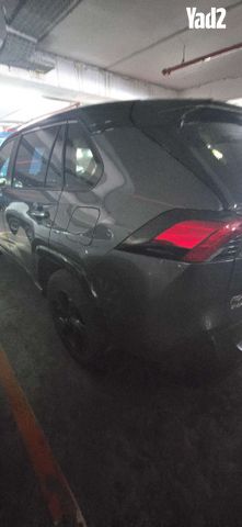 מודעת רכב טויוטה RAV4