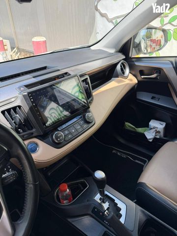 מודעת רכב טויוטה RAV4