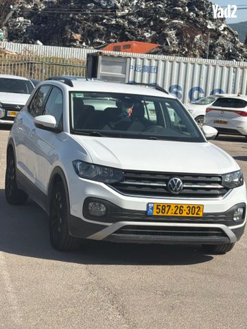 מודעת רכב פולקסווגן T-קרוס