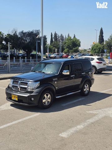 מודעת רכב דודג' ניטרו