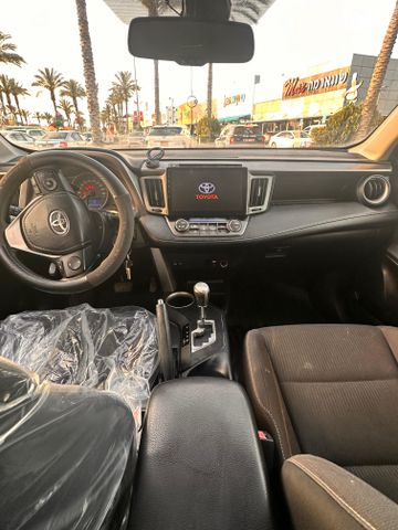 מודעת רכב טויוטה RAV4