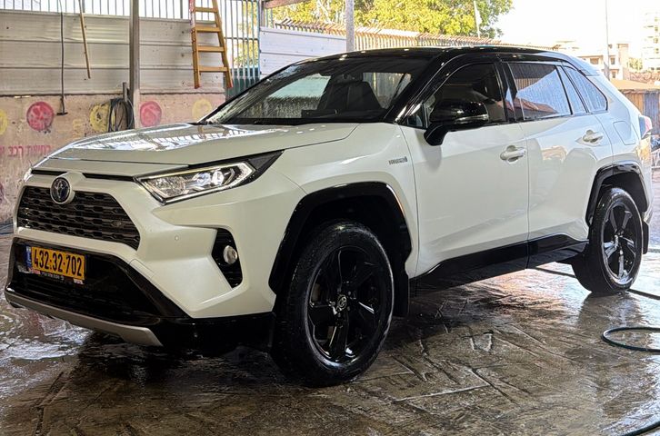 מודעת רכב טויוטה RAV4