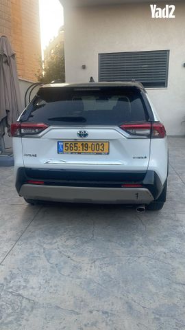 מודעת רכב טויוטה RAV4