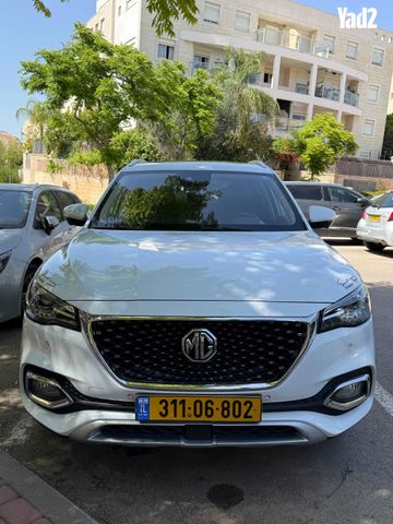 מודעת רכב אם ג'י EHS PHEV