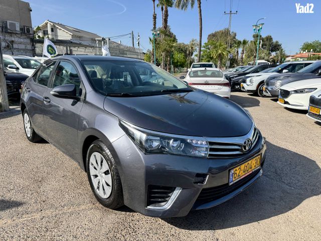 מודעת רכב טויוטה קורולה 1