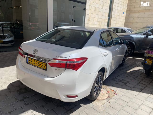 מודעת רכב טויוטה קורולה