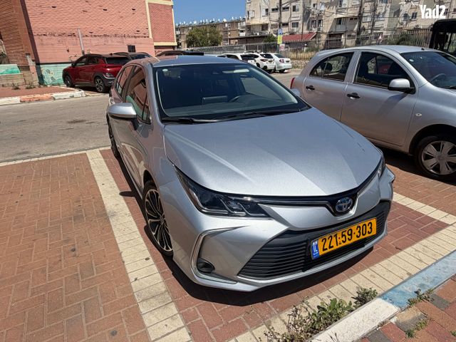 מודעת רכב טויוטה קורולה