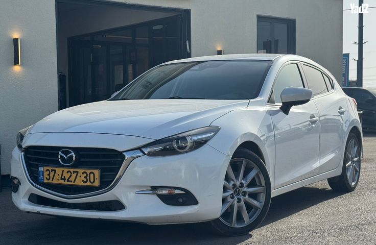 מודעת רכב מאזדה 3