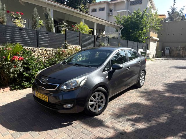 מודעת רכב קיה ריו