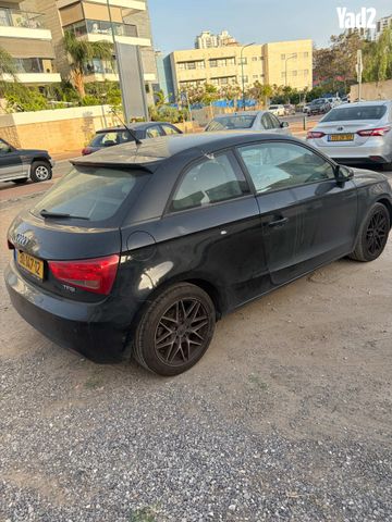 מודעת רכב אאודי A1