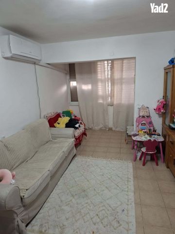 הגבעות 10