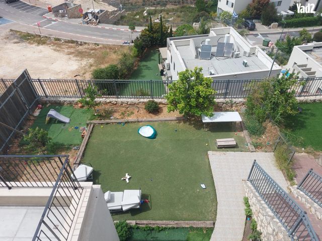תמר 3