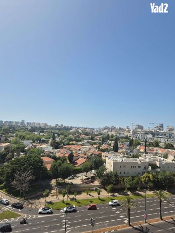 נאות אפקה ב'