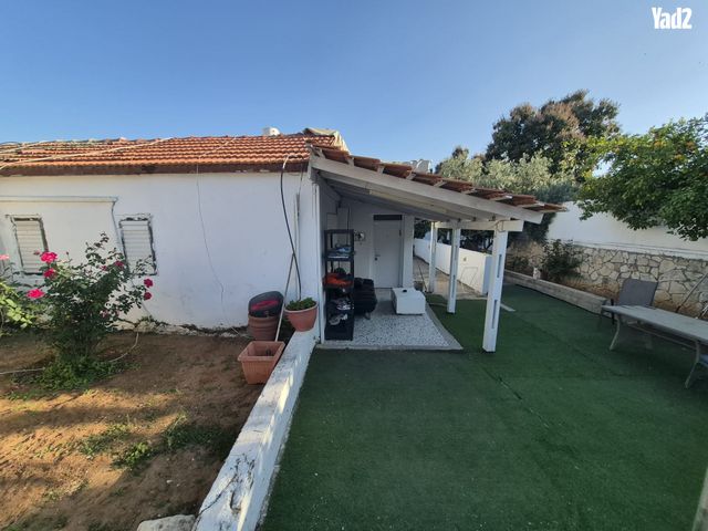 שיכוני המזרח