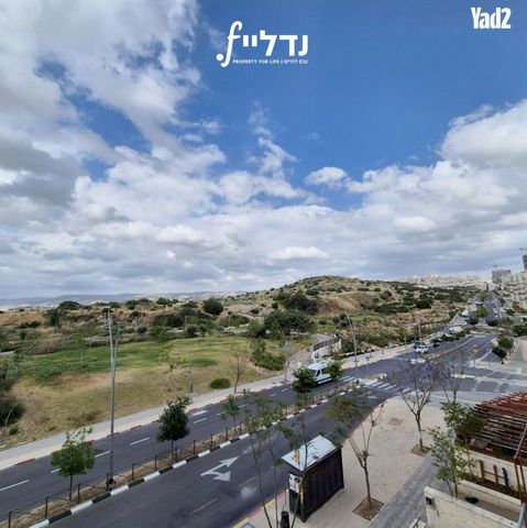 אביי 33