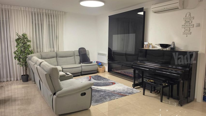 דירה למכירה בירושלים (תיווך) — 3