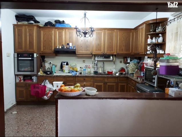 המשושים 42
