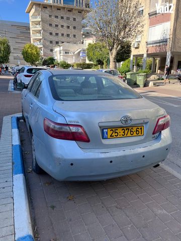 מודעת רכב טויוטה קאמרי