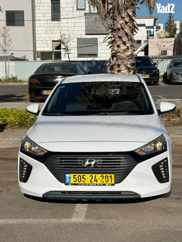 מודעת רכב יונדאי איוניק