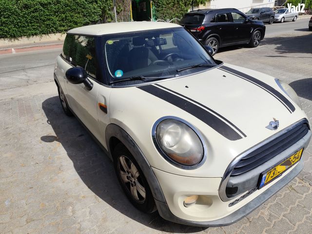 מודעת רכב מיני קופר