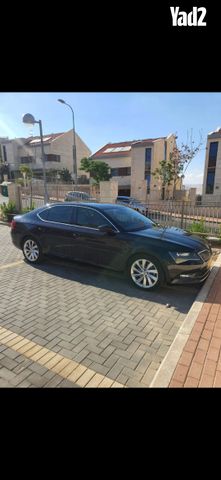 מודעת רכב סקודה סופרב