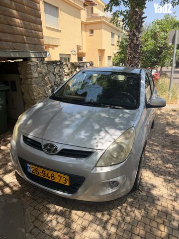 מודעת רכב יונדאי i20